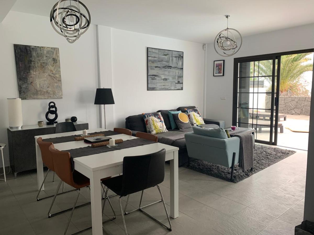 Modern Villa With Sea Views Costa Teguise Exterior foto